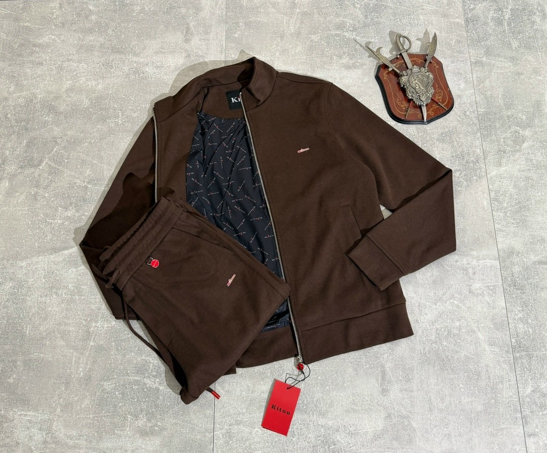 спортивный костюм kiton,kiton спортивный костюм kiton,костюм kiton,спортивный костюм kiton мужской,костюм мужской стильный kiton модель 112470