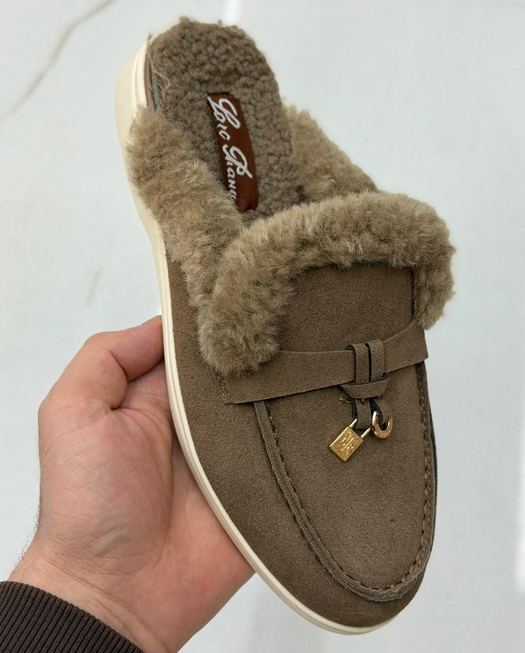 ,лоферы loro piana,женские лоферы loro piana,мюли с мехом, повседневные