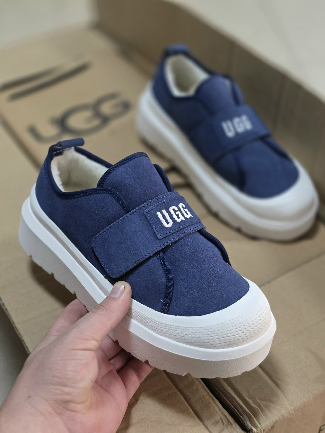 ,женская ,брендовые кеды ugg на толстой подошве с мехом,женские угги,кеды с мехом ugg lady's shoes 278842419