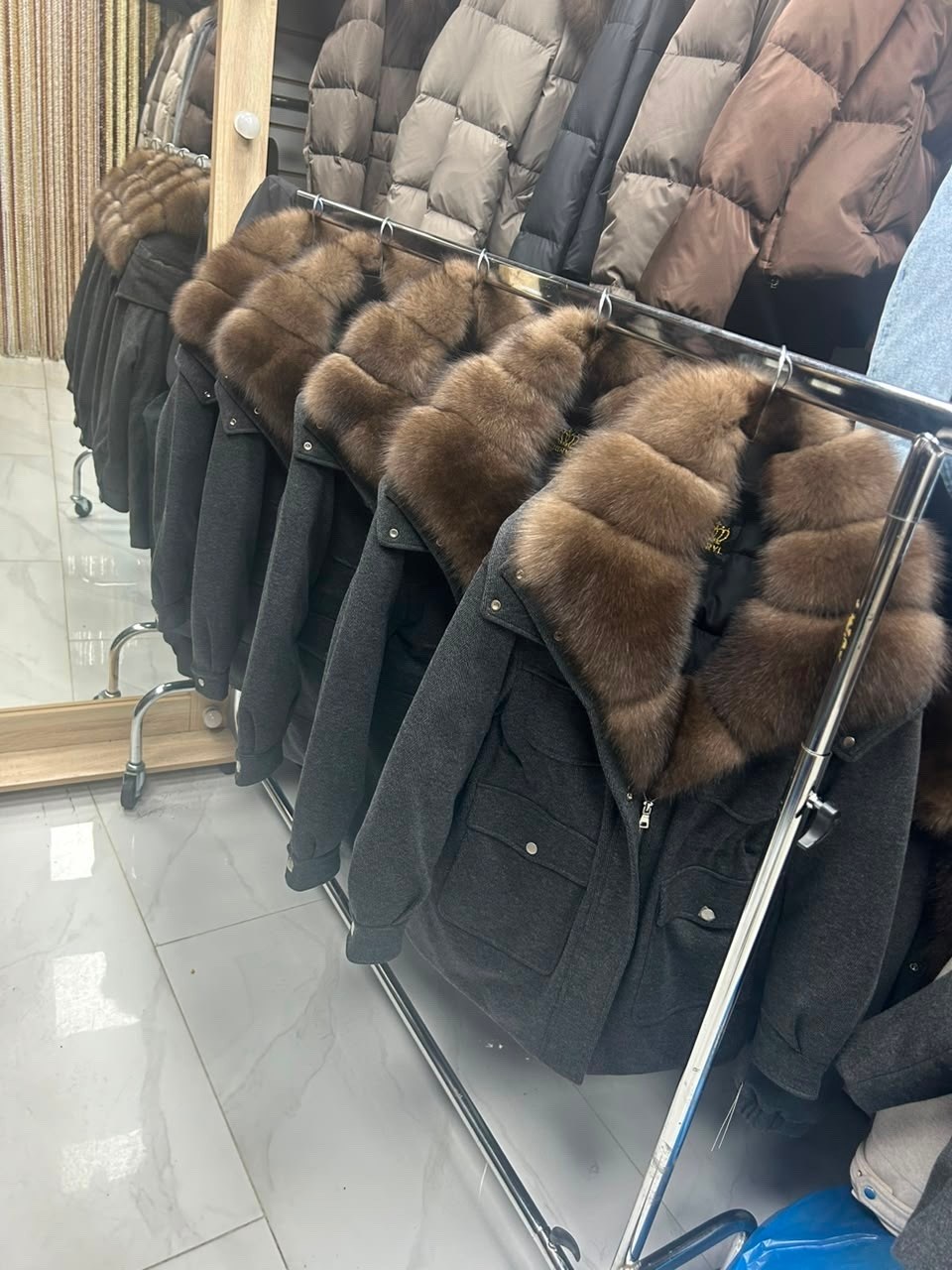 парка с натуральным мехом,женская натуральная парка с мехом,парки люкс с мехом песца,парка с мехом,парки с мехом песца