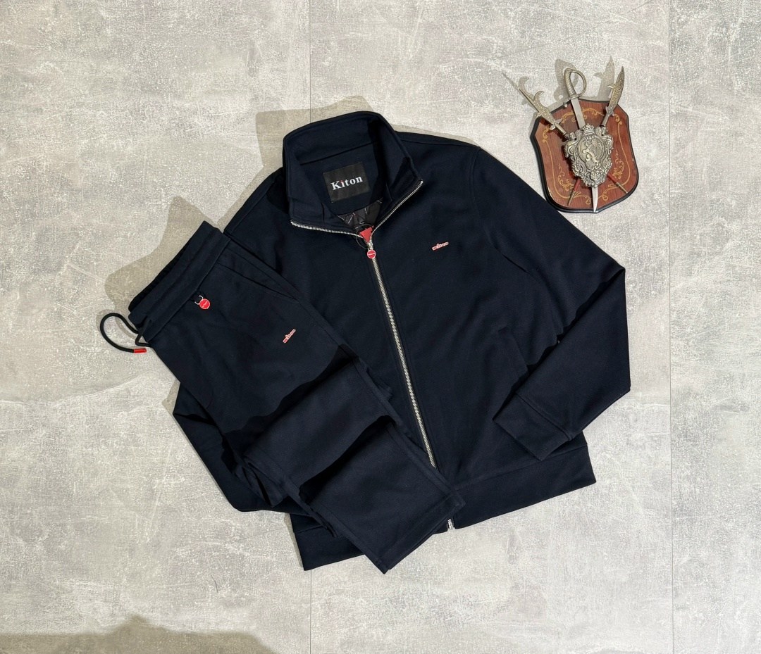 спортивный костюм kiton,kiton спортивный костюм kiton,костюм kiton,спортивный костюм kiton мужской,костюм мужской стильный kiton модель 112470