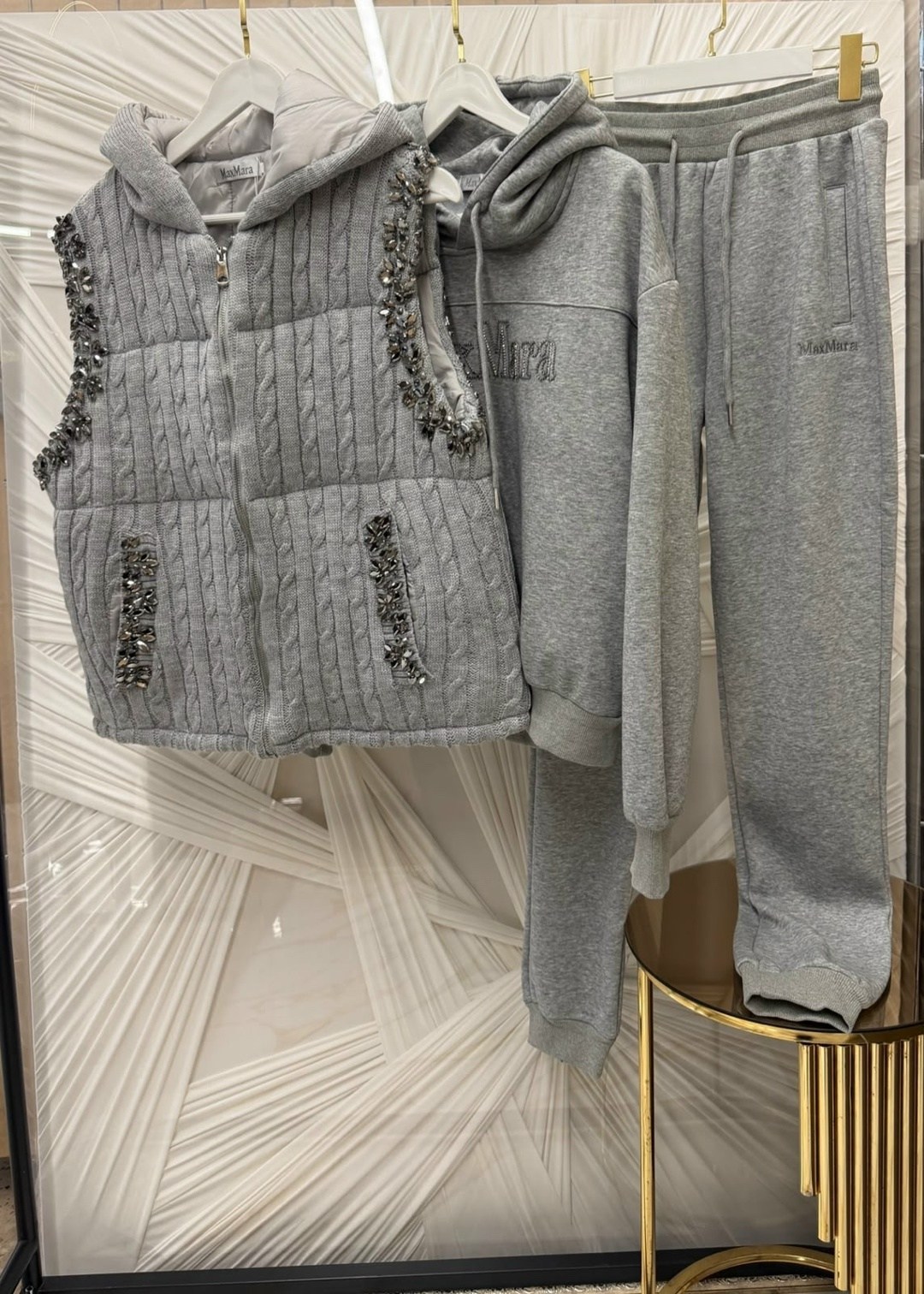 miu miu женский серый костюм тройка,костюм тройка женский,женский серый костюм тройка miu miu premium,серый костюм тройка женский,серый костюм тройка