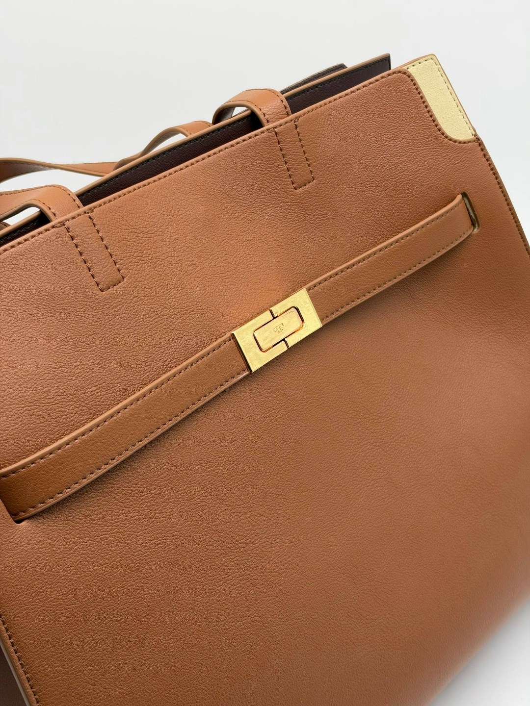 женская сумка,сумка,кожаная сумка,сумка с короткими ручками,hermes kelly