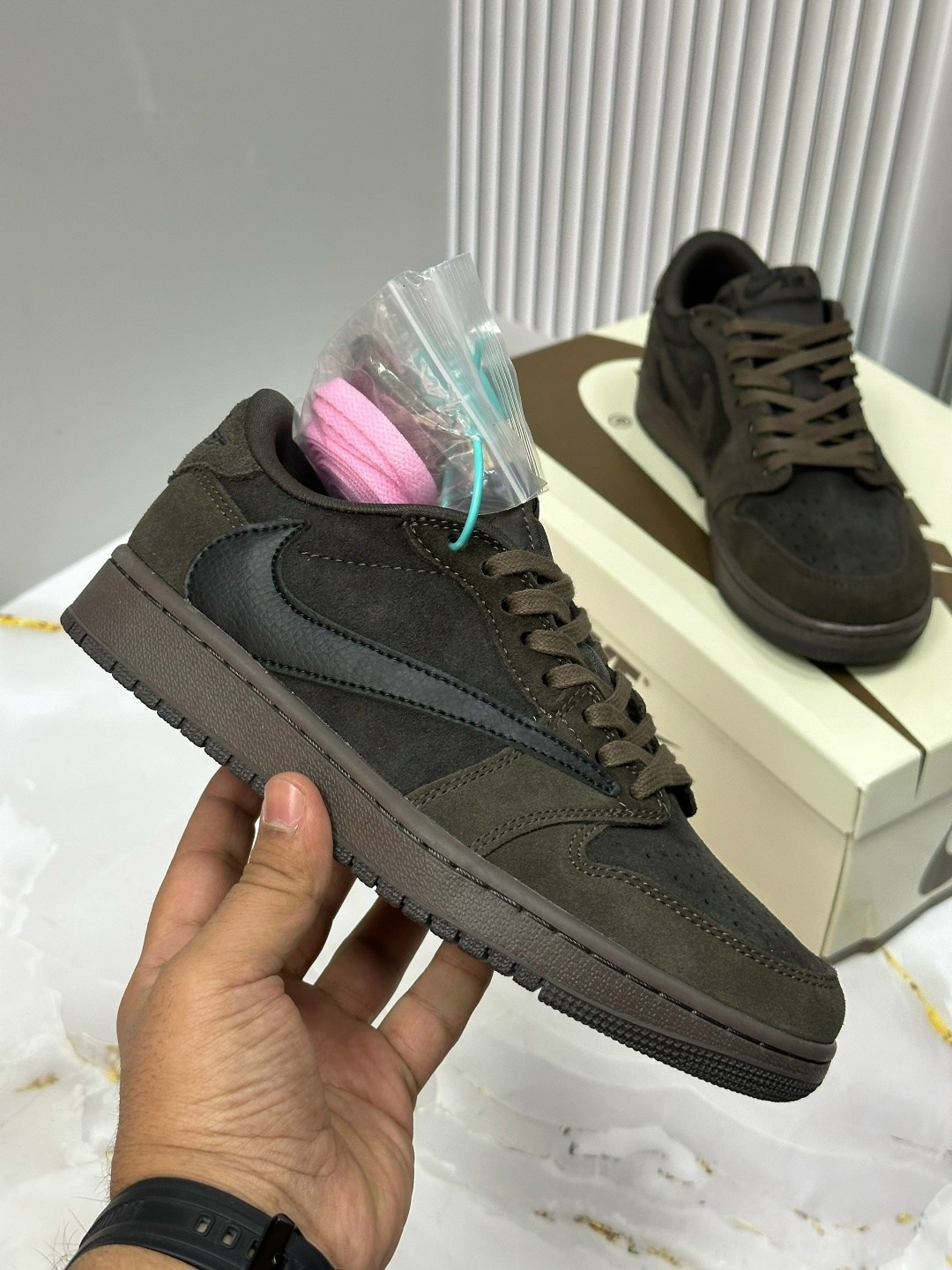 кроссовки nike travis scott air jordan 1 low,nike air jordan 1 low travis scott,кроссовки travis scott x air jordan 1 low og,nike air jordan 1 low x travis scott,кроссовки travis scott x air jordan 1
