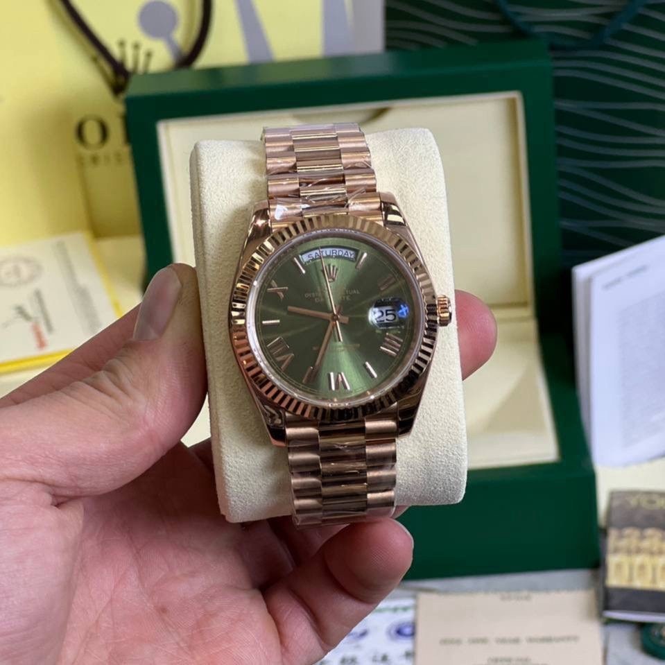 часы rolex oyster,rolex oyster,часы rolex day-date 40mm 228235,наручные часы rolex,rolex day date green gold