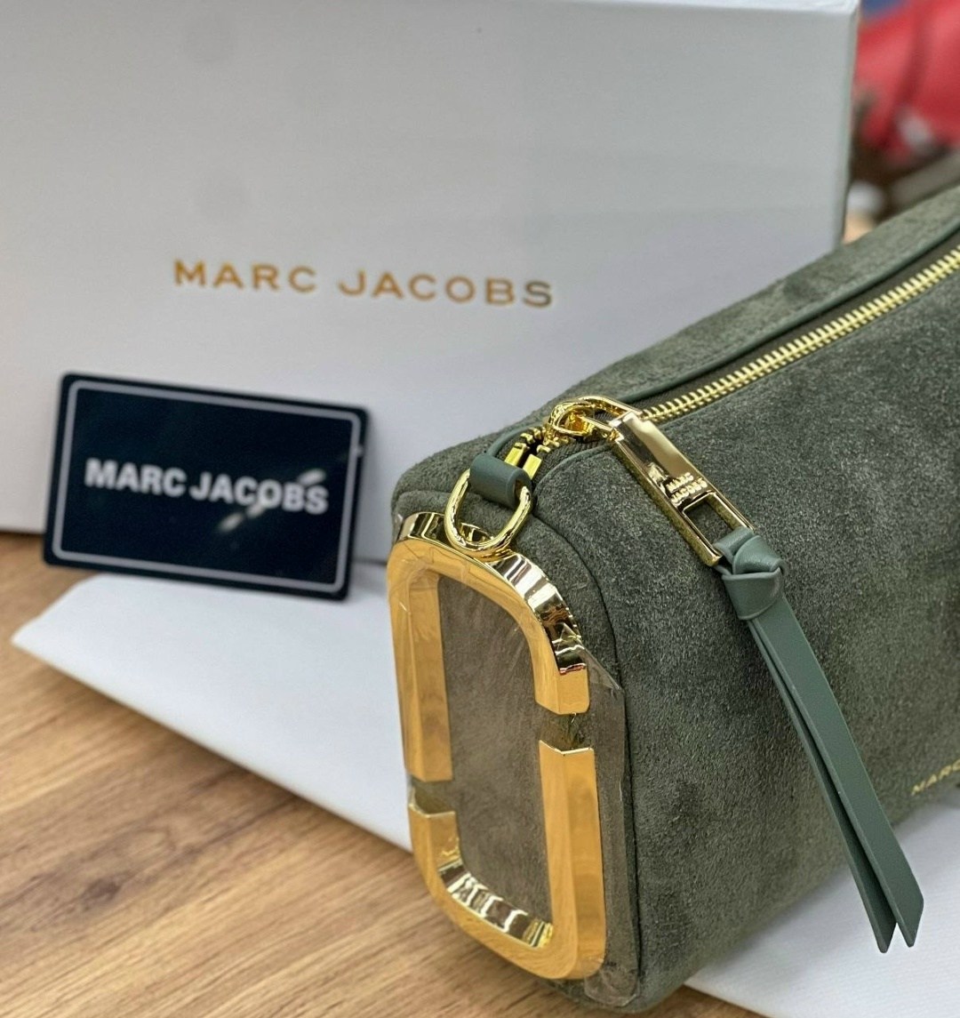 сумка женская marc jacobs,сумка marc jacobs из замши,сумка marc jacobs,сумка-хобо от marc jacobs из натуральной кожи,сумка marc jacobs из натуральной замши