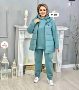 Костюм