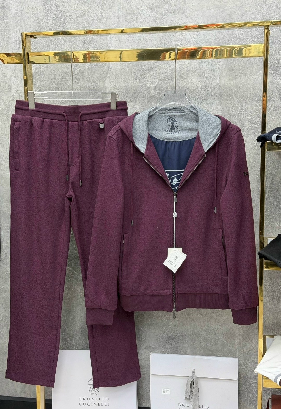 спортивный костюм brunello cucinelli,спортивный костюм stefano ricci,мужской спортивный костюм,brunello cucinelli костюм,костюм спортивный loro piana