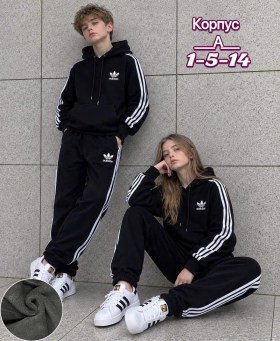 Костюм