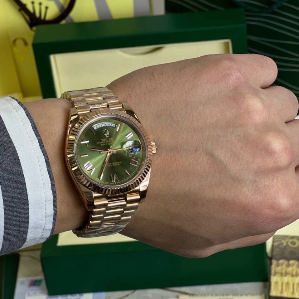 часы rolex oyster,rolex oyster,часы rolex day-date 40mm 228235,наручные часы rolex,rolex day date green gold
