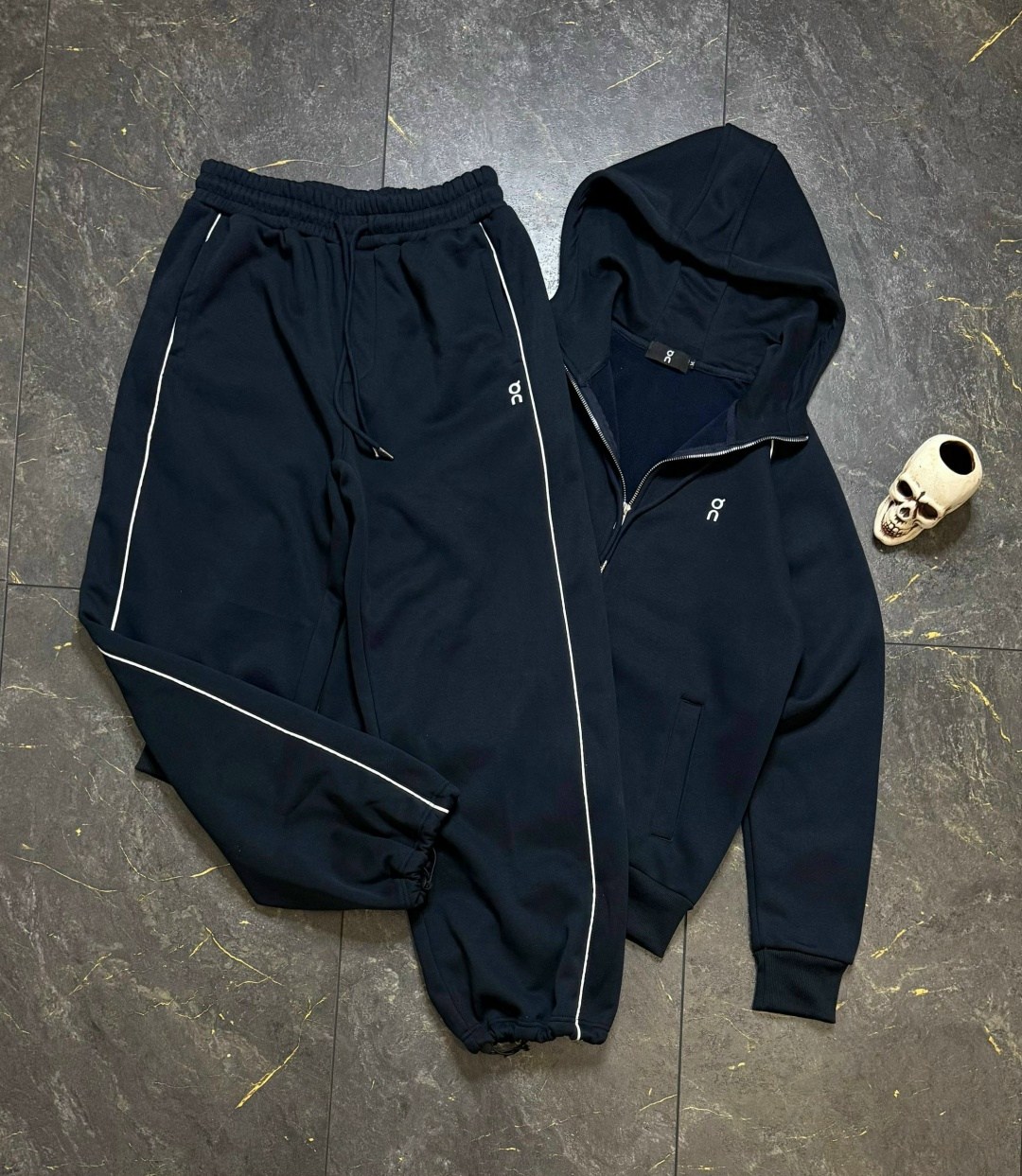 спортивный костюм brunello cucinelli,спортивный костюм мужской,костюм спортивный,спортивные костюмы для мужчин,спорт костюм