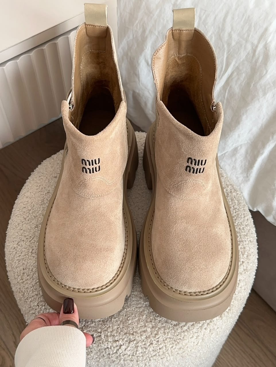 ,ботинки замшевые miu miu,ботинки miu miu,ботинки осенние miu miu premium shoes,ботинки осенние miu miu premiumshoes
