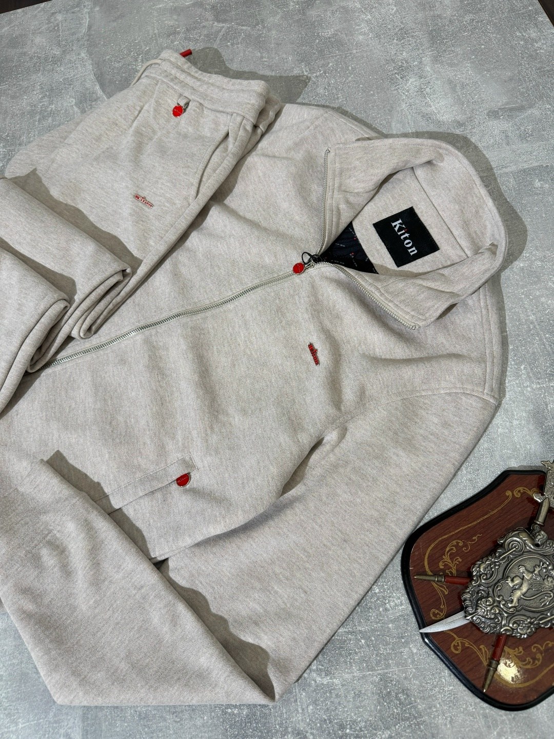 спортивный костюм kiton,kiton спортивный костюм kiton,костюм kiton,спортивный костюм kiton мужской,костюм мужской стильный kiton модель 112470