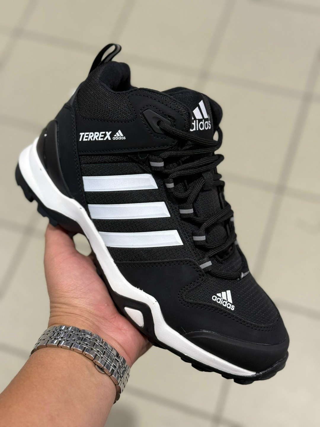 зимние ботинки adidas terrex winter,ботинки adidas terrex winter,кроссовки зимние adidas terrex black winter,кроссовки зимние adidas terrex,зимние ботинки adidas terrex swift r3