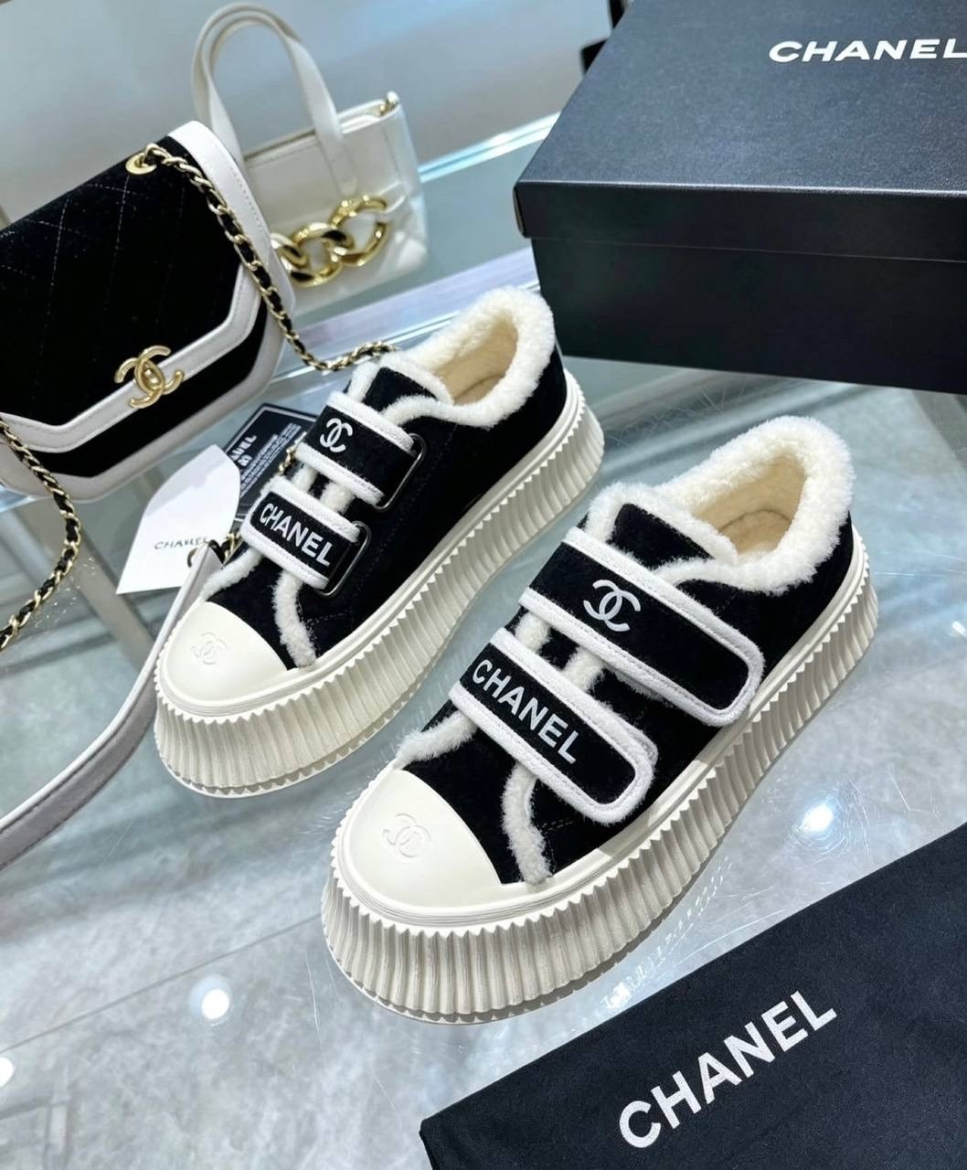 кеды chanel,кроссовки chanel,,высокие женские зимние кеды chanel,женские кроссовки chanel