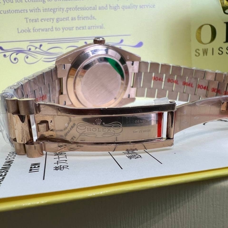 часы rolex oyster,rolex oyster,часы rolex day-date 40mm 228235,наручные часы rolex,rolex day date green gold