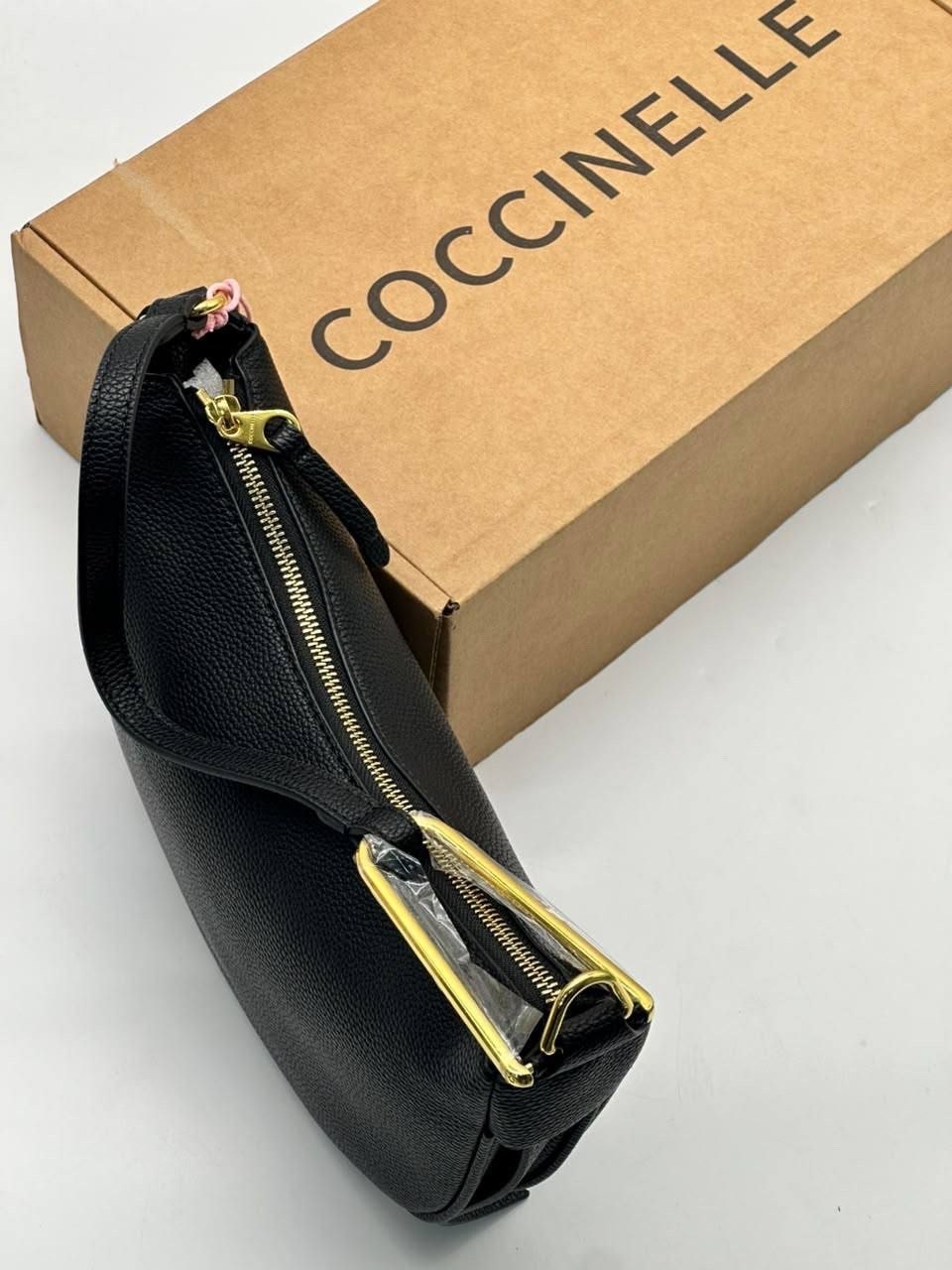 сумка coccinelle,сумка женская coccinelle,coccinelle сумка на плечо priscilla черный,coccinelle черная кожаная сумка через плечо,coccinelle priscilla сумка