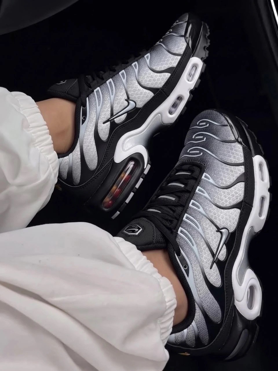 кроссовки nike tn air max plus,nike air max plus tn,кроссовки,кроссовки nike air max plus,кроссовки женские air max tn plus найк