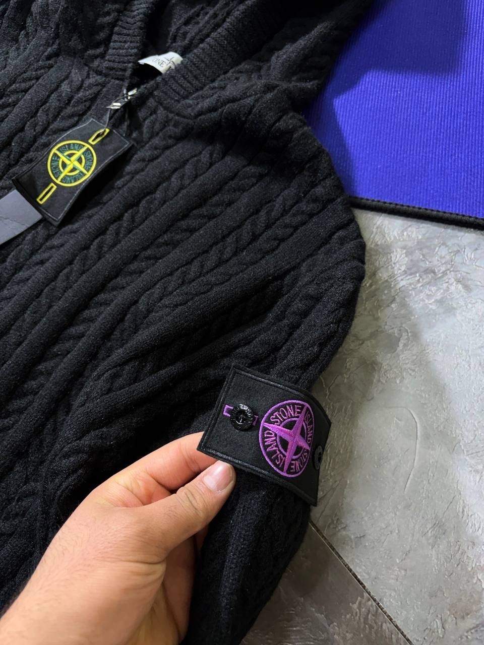 stone island hoodie,stone island hooded cardigan in black for men,stone island hooded cardigan,stone island,кардиган мужские