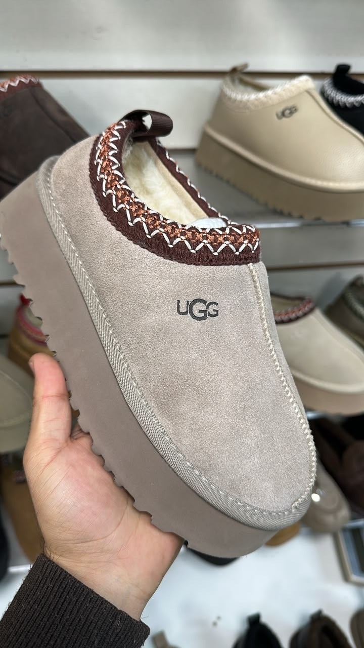 теплые угги короткие с мехом на платформе ugg 283380561,угги женские ugg,теплые угги короткие с мехом на платформе ugg цвет бежевый,угги ugg,ugg женские