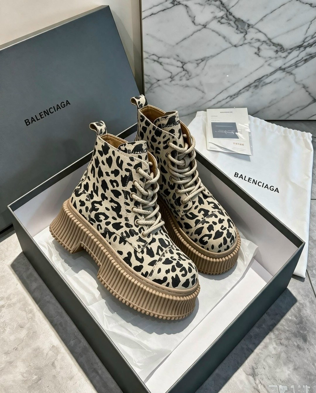 ,ботинки balenciaga,ботинки balenciaga леопардовый принт,женская ,ботинки balenciaga 2026