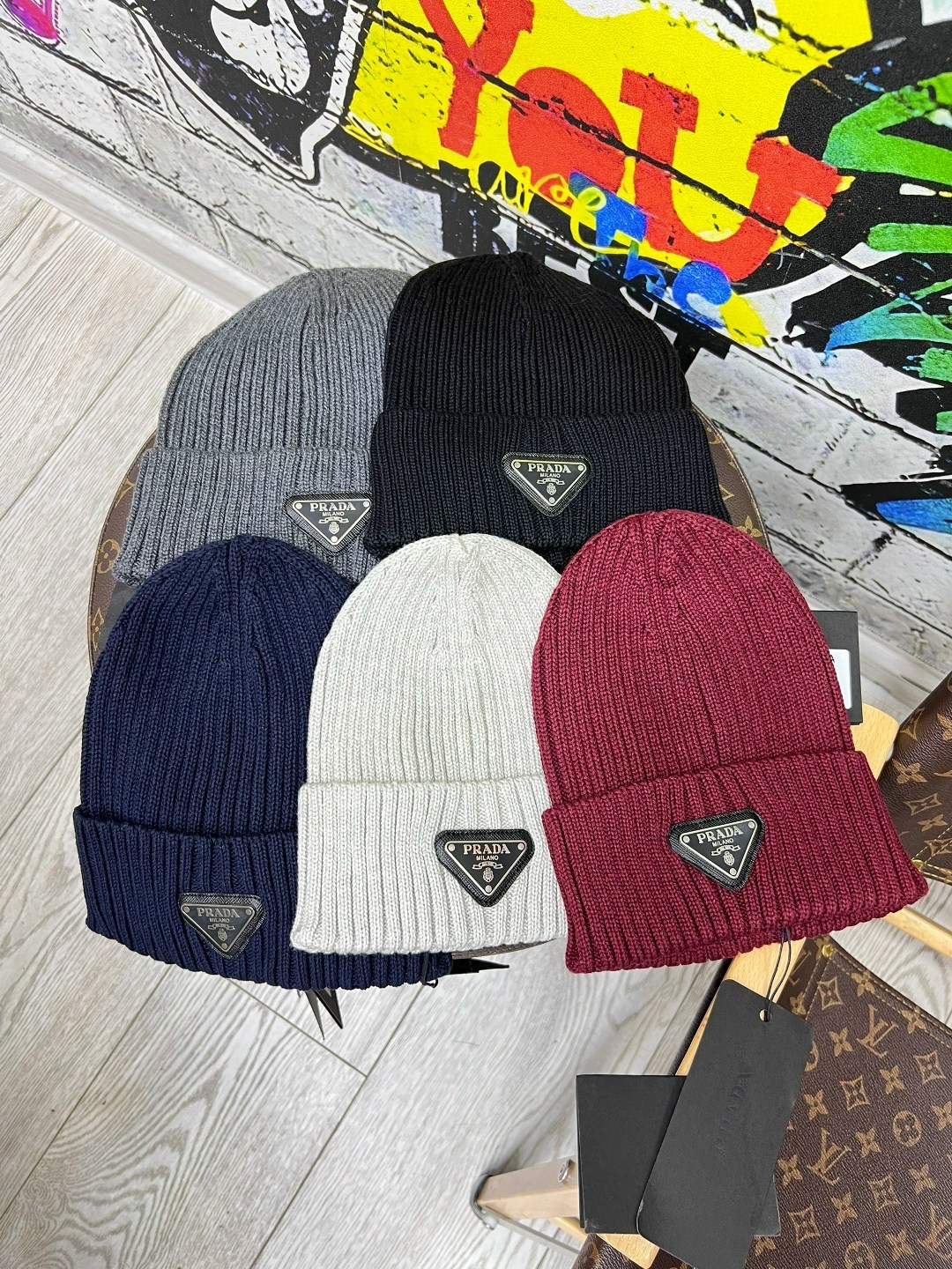 шапка prada,шапка-бини,шапки,шапочка,вязаные шапки