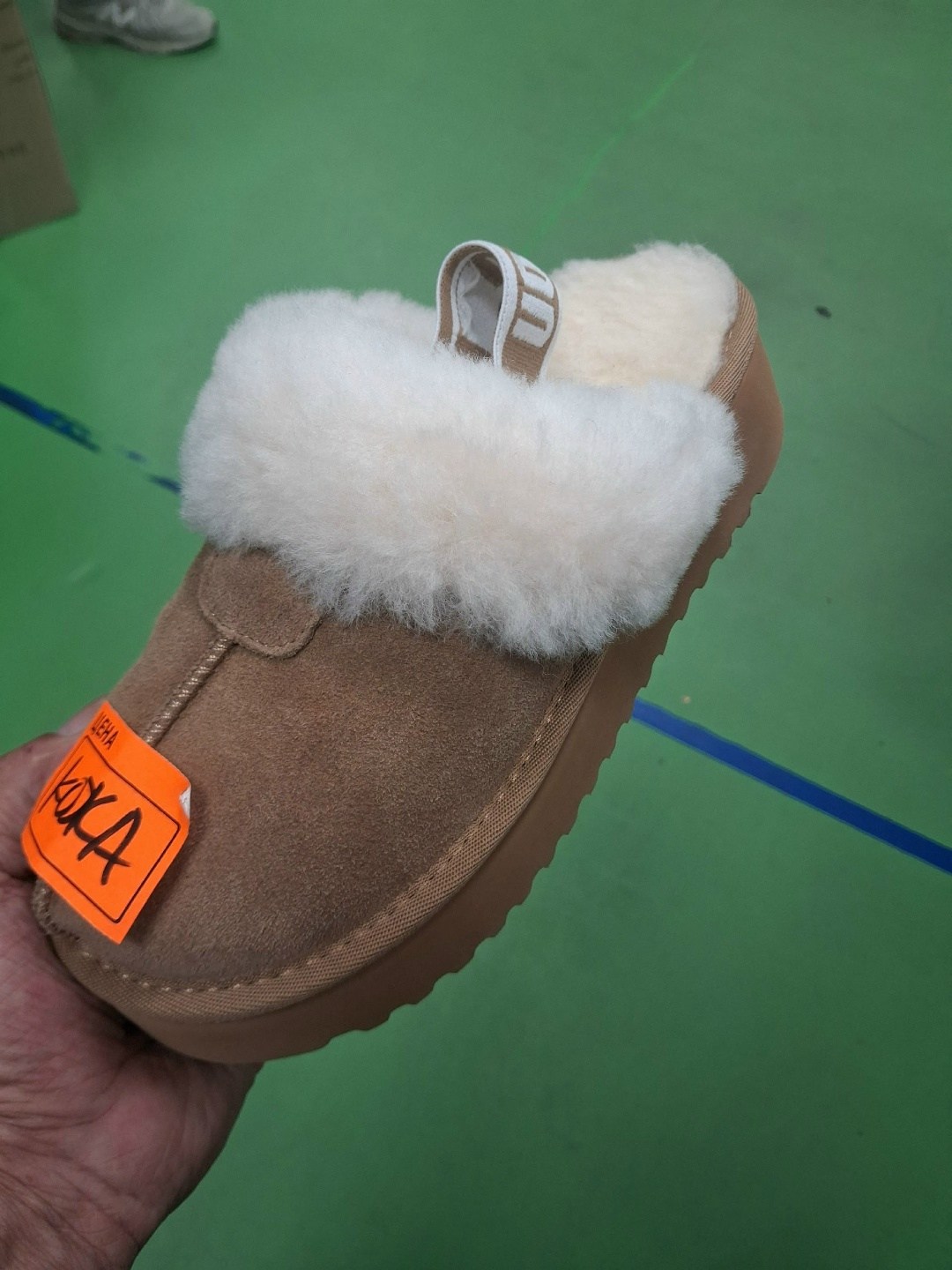 женские угги,,зимняя  женская,угги женские ugg,угги тапки меховые