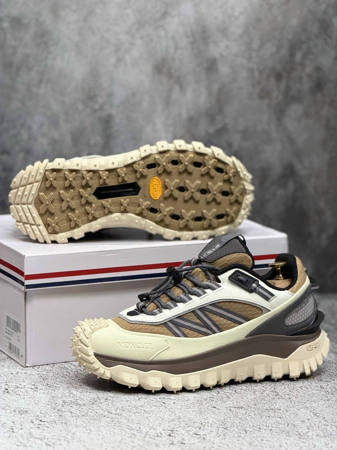 кроссовки moncler trailgrip gtx,кроссовки moncler,кроссовки moncler trailgrip,мужские кроссовки,кроссовки брендовые