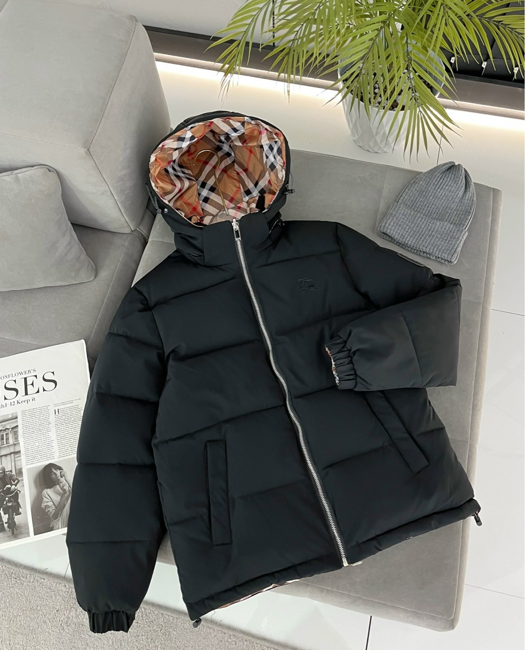 burberry пуховик,женский двусторонний пуховик burberry бежевый lm-21613,женский двусторонний пуховик burberry бежевый,зимняя куртка burberry,пуховик мужской burberry
