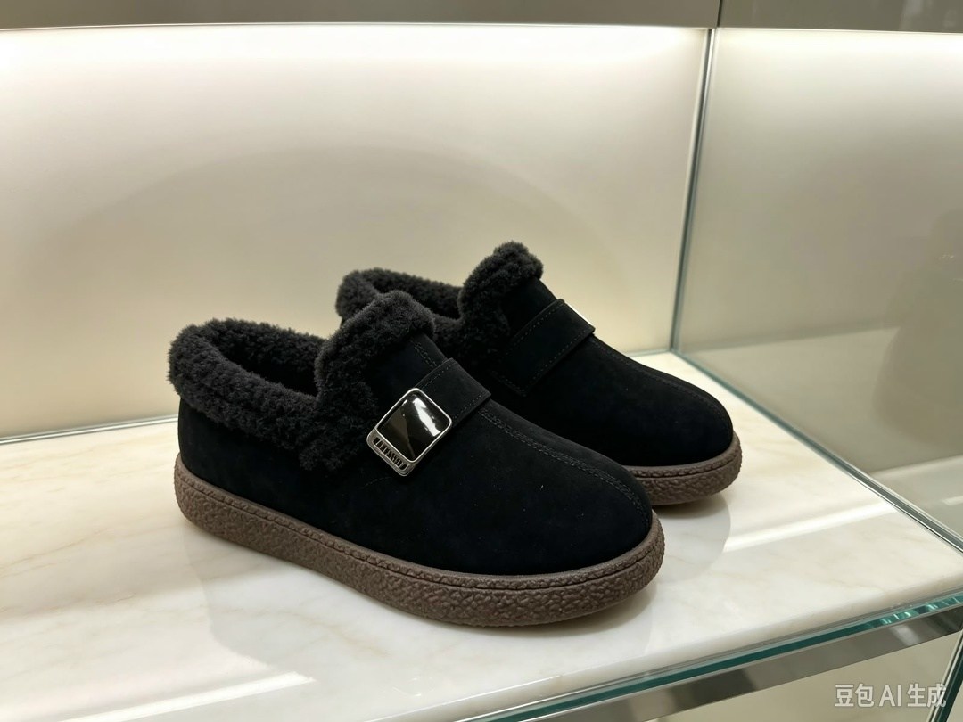 , женская зимняя,женские лоферы с мехом gucci, теплая,женская