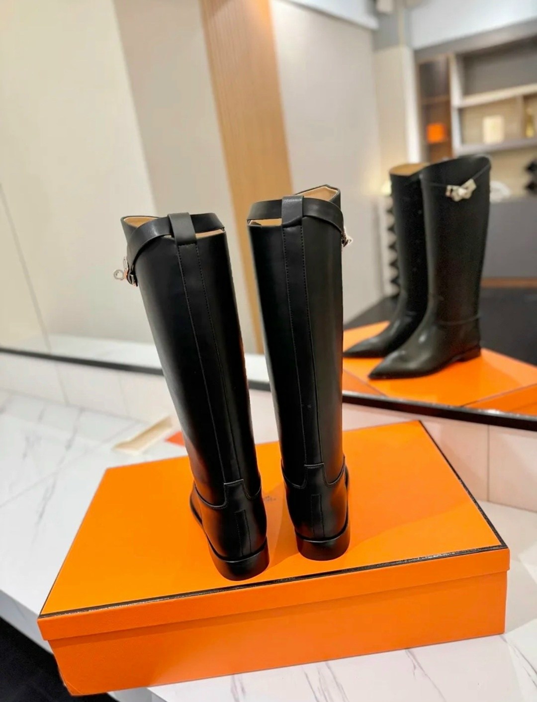 сапоги hermes женские кожаные чёрного цвета,сапоги hermes,гермес сапоги женские,сапоги эрмес,сапоги hermes женские
