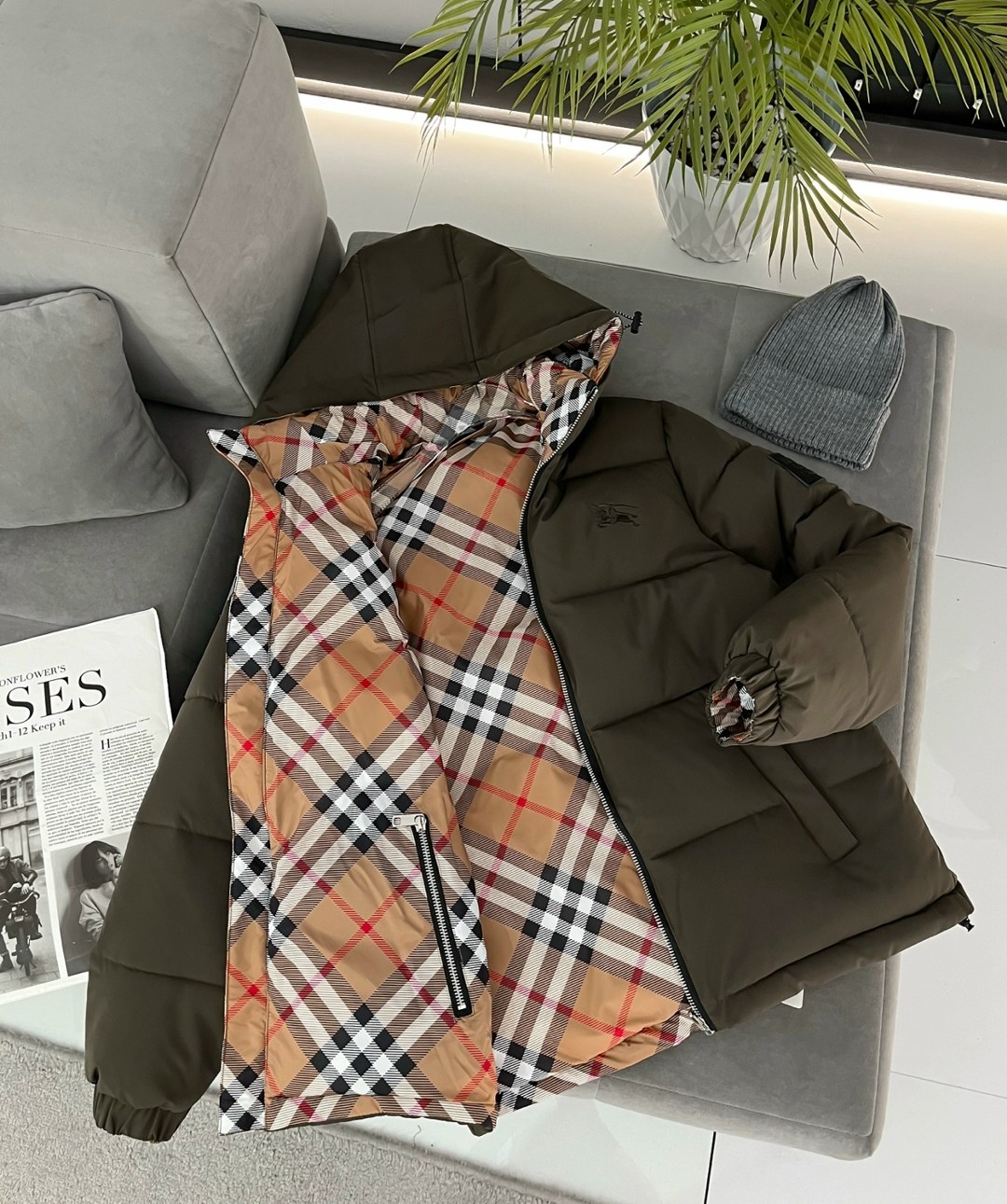 burberry пуховик,женский двусторонний пуховик burberry бежевый lm-21613,женский двусторонний пуховик burberry бежевый,зимняя куртка burberry,пуховик мужской burberry