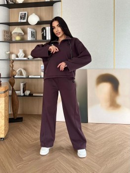 Костюм