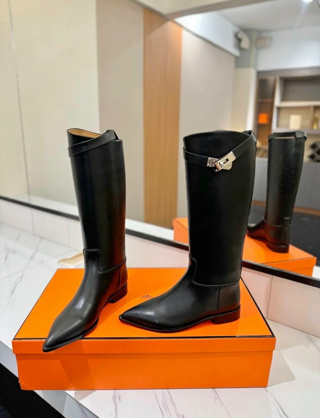 сапоги hermes женские кожаные чёрного цвета,сапоги hermes,гермес сапоги женские,сапоги эрмес,сапоги hermes женские