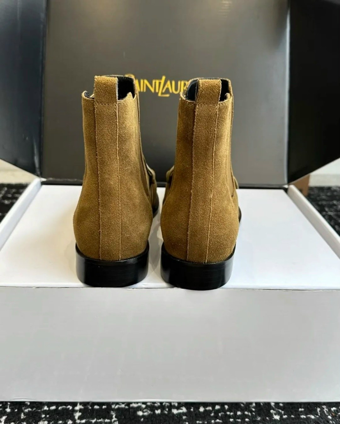 ,замшевые ботинки,женская ,ботинки из натуральной замши,ботинки massimo dutti