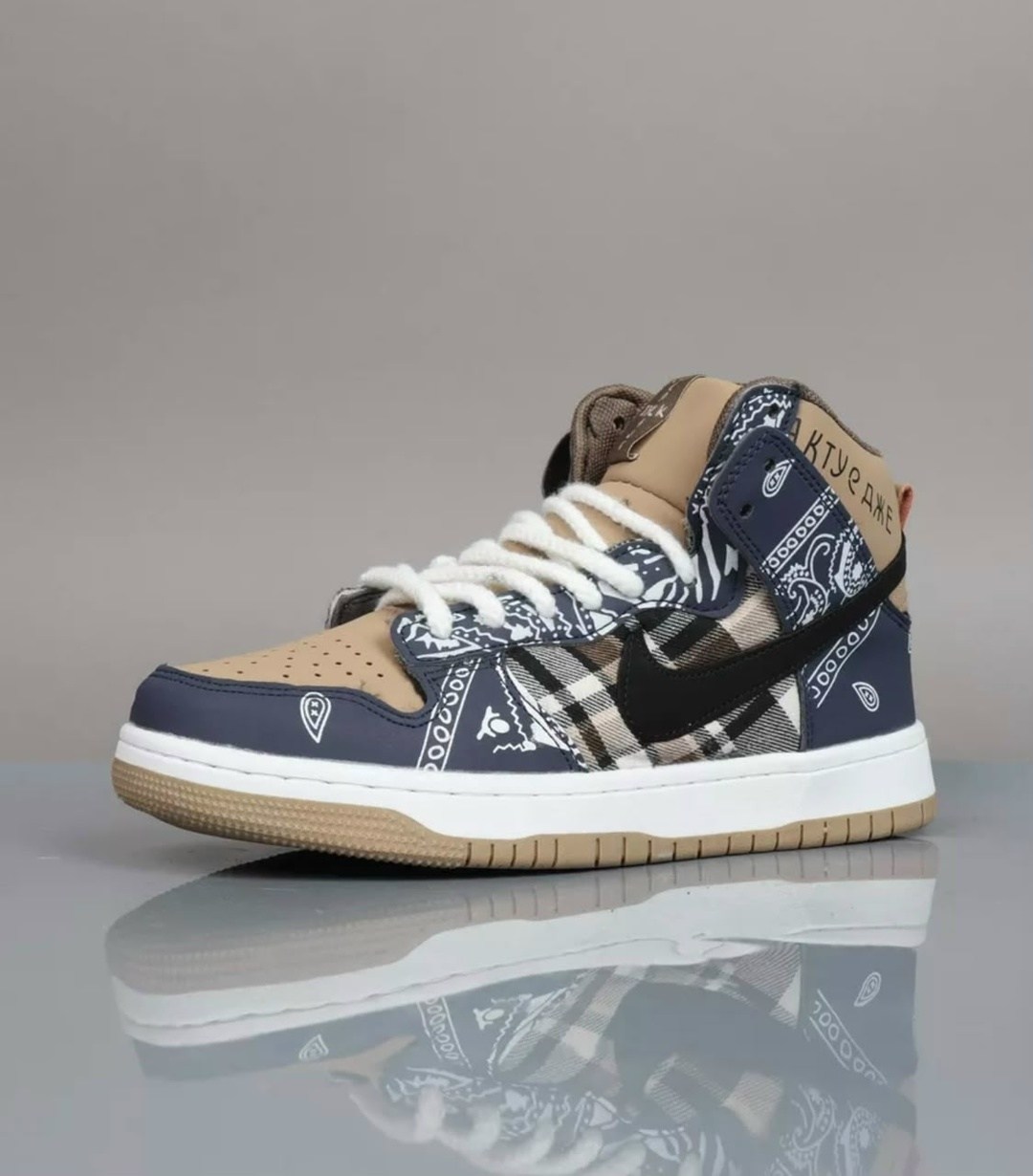 travis scott nike sb dunk low,travis scott x nike sb dunk low,кроссовки,мужской кроссовки,спортивный