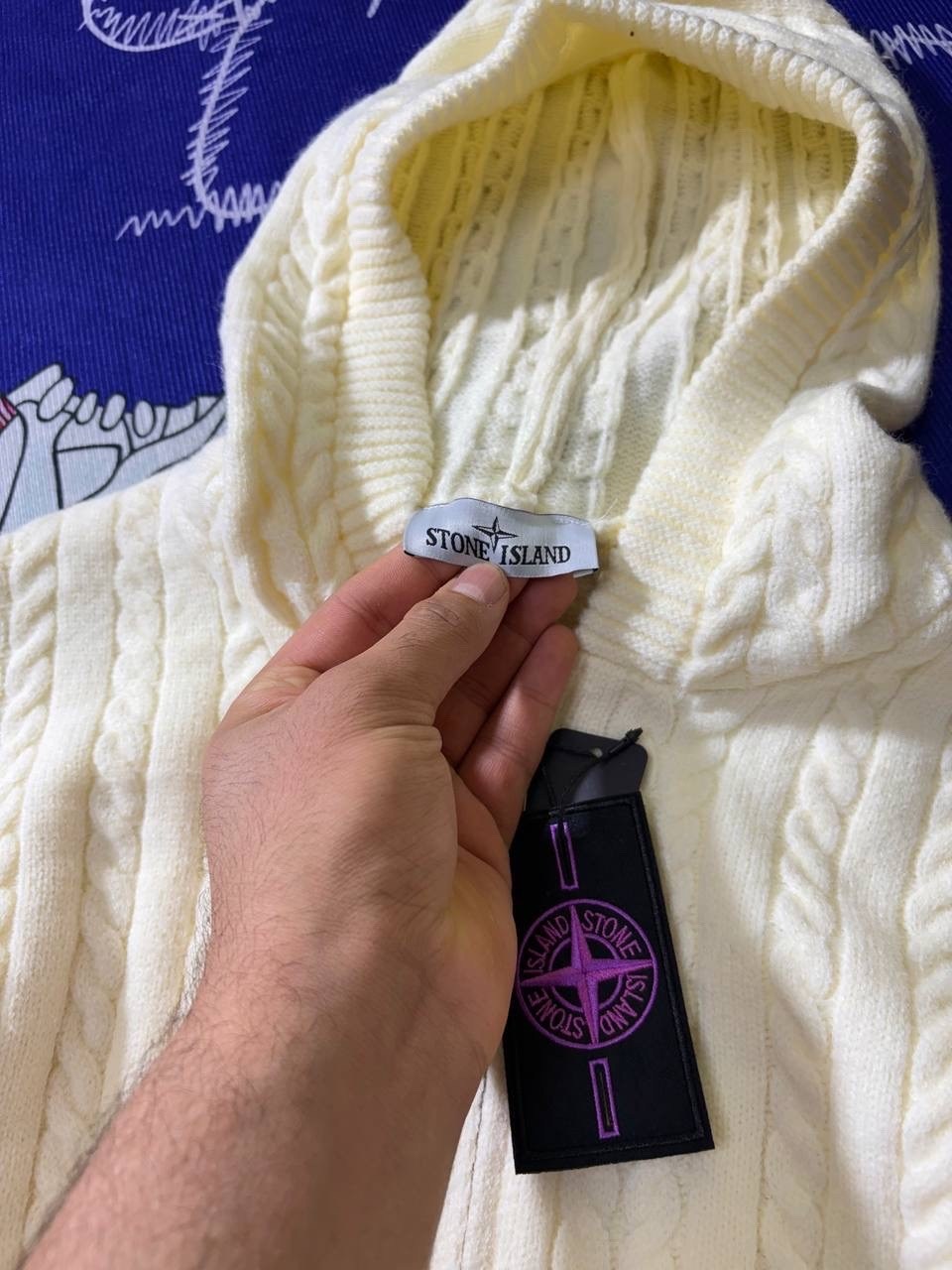 stone island hoodie,stone island hooded cardigan in black for men,stone island hooded cardigan,stone island,кардиган мужские