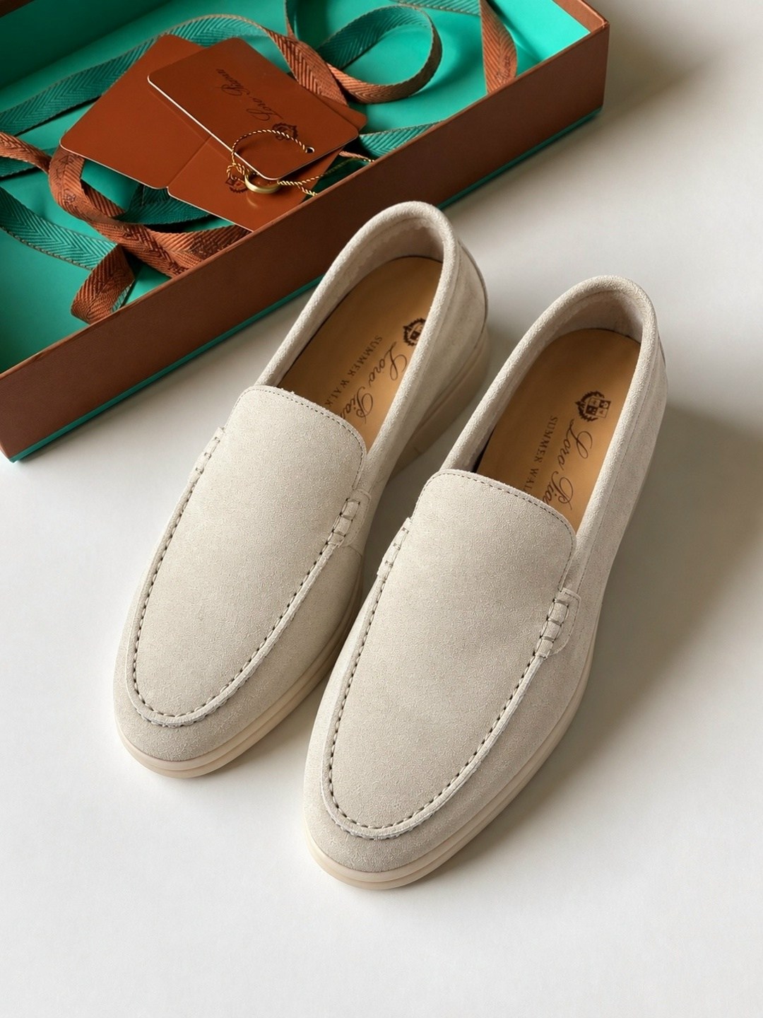 лоферы из натуральной замши loro piana,лоферы loro piana женские,лоферы из натуральной замши loro piana premium shoes,лоферы loro piana,loro piana мужские лоферы