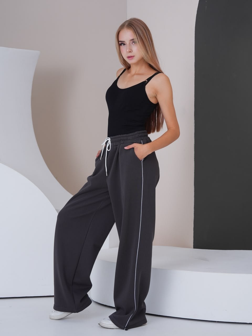 брюки спортивные джоггеры широкие для подростков mimo style,брюки спортивные джоггеры широкие для подростков mimo beauty 307642067,спортивные брюки,брюки спортивные женские,брюки спортивные джоггеры ш