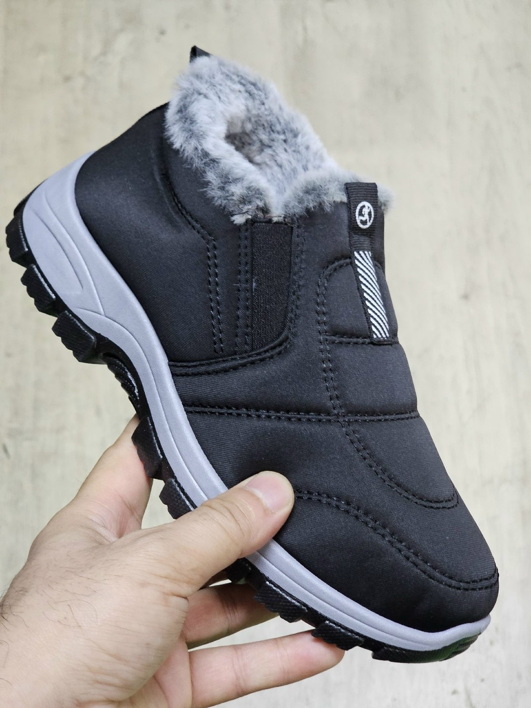 дутики зимние на меху adidas terrex,,зимние мужские кроссовки,adidas дутики,adidas мужские зимние кроссовки