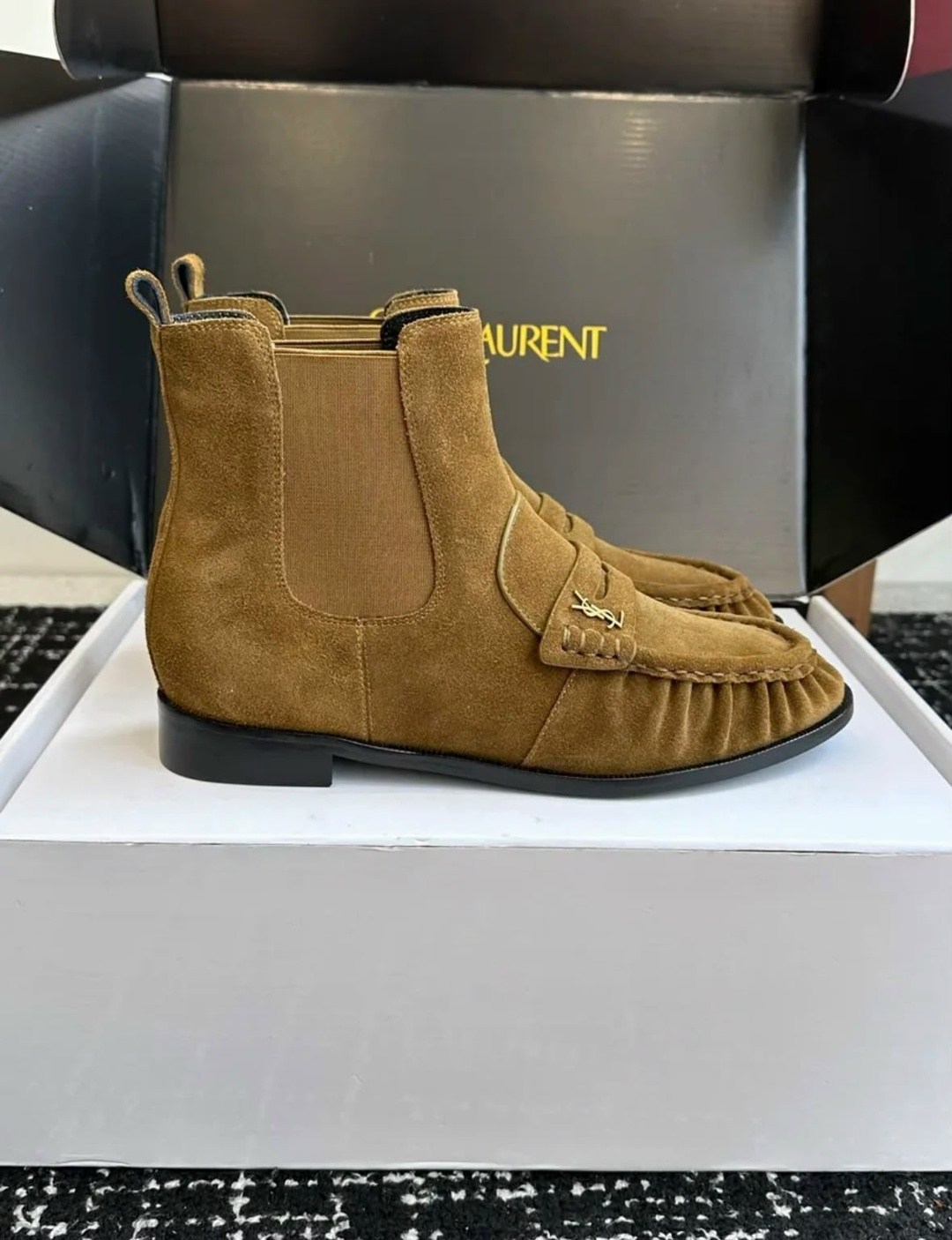,замшевые ботинки,женская ,ботинки из натуральной замши,ботинки massimo dutti