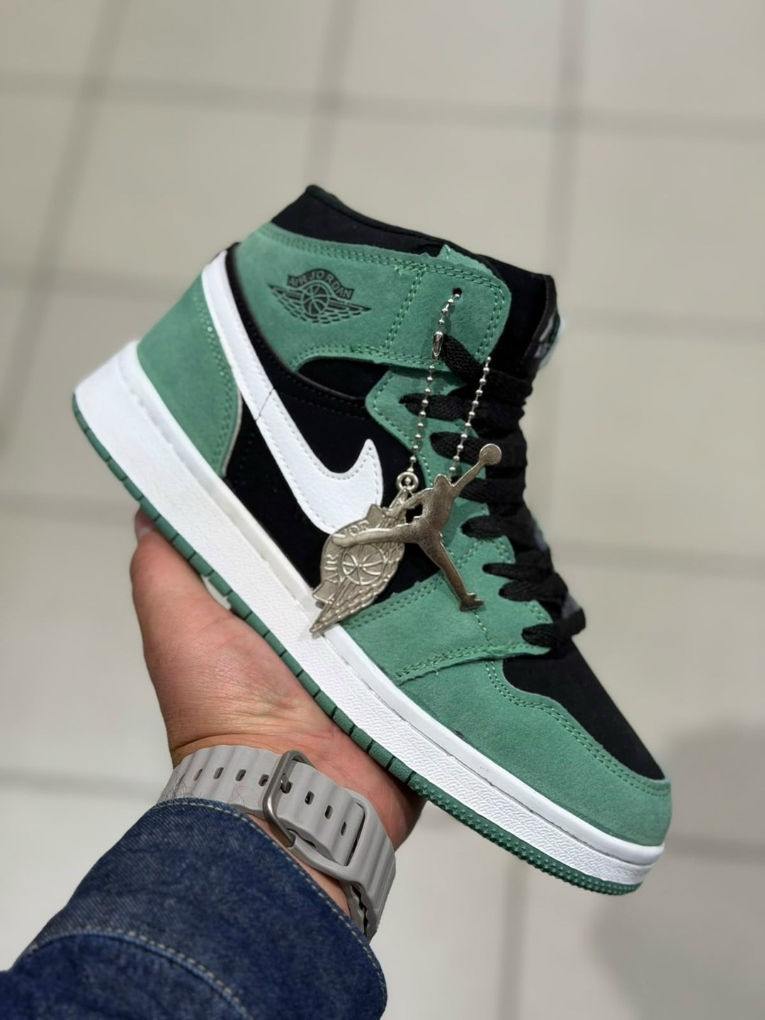 зимние кроссовки nike air force,зимние кроссовки nike air force 1 mid,мужские кроссовки nike air force 1,кроссовки мужские nike air force,кроссовки мужские nike air force high black white