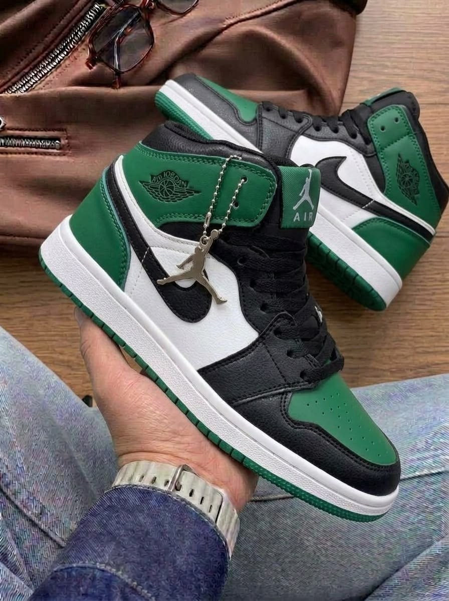 nike air jordan 1 mid,air jordan 1 mid dark concord,nike air jordan 1 retro high og court purple,air jordan 1 mid,кроссовки
