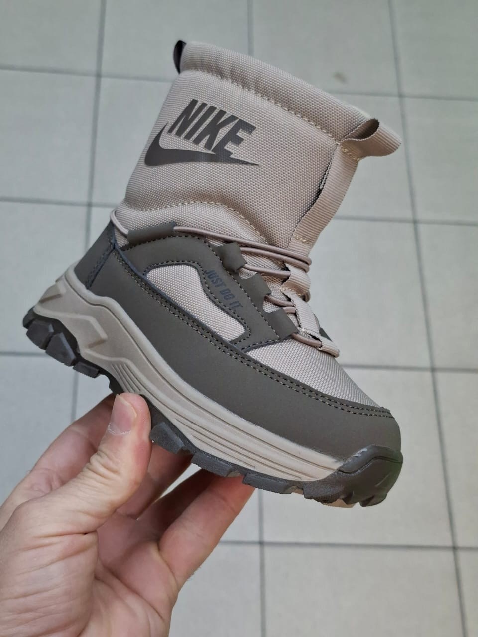 зимние сапоги nike,зимние сапоги nike цвет серый,зимние сапоги,зимняя ,детские дутики