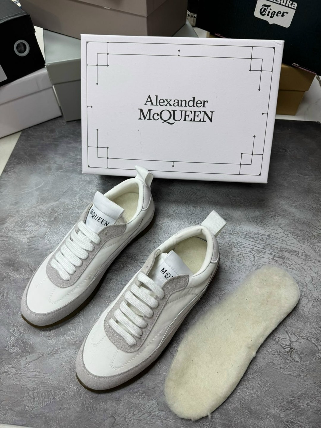 alexander mcqueen кроссовки мужские,кроссовки alexander mcqueen,кеды alexander mcqueen,brunello cucinelli кроссовки мужские,кроссовки alexander mcqueen белые