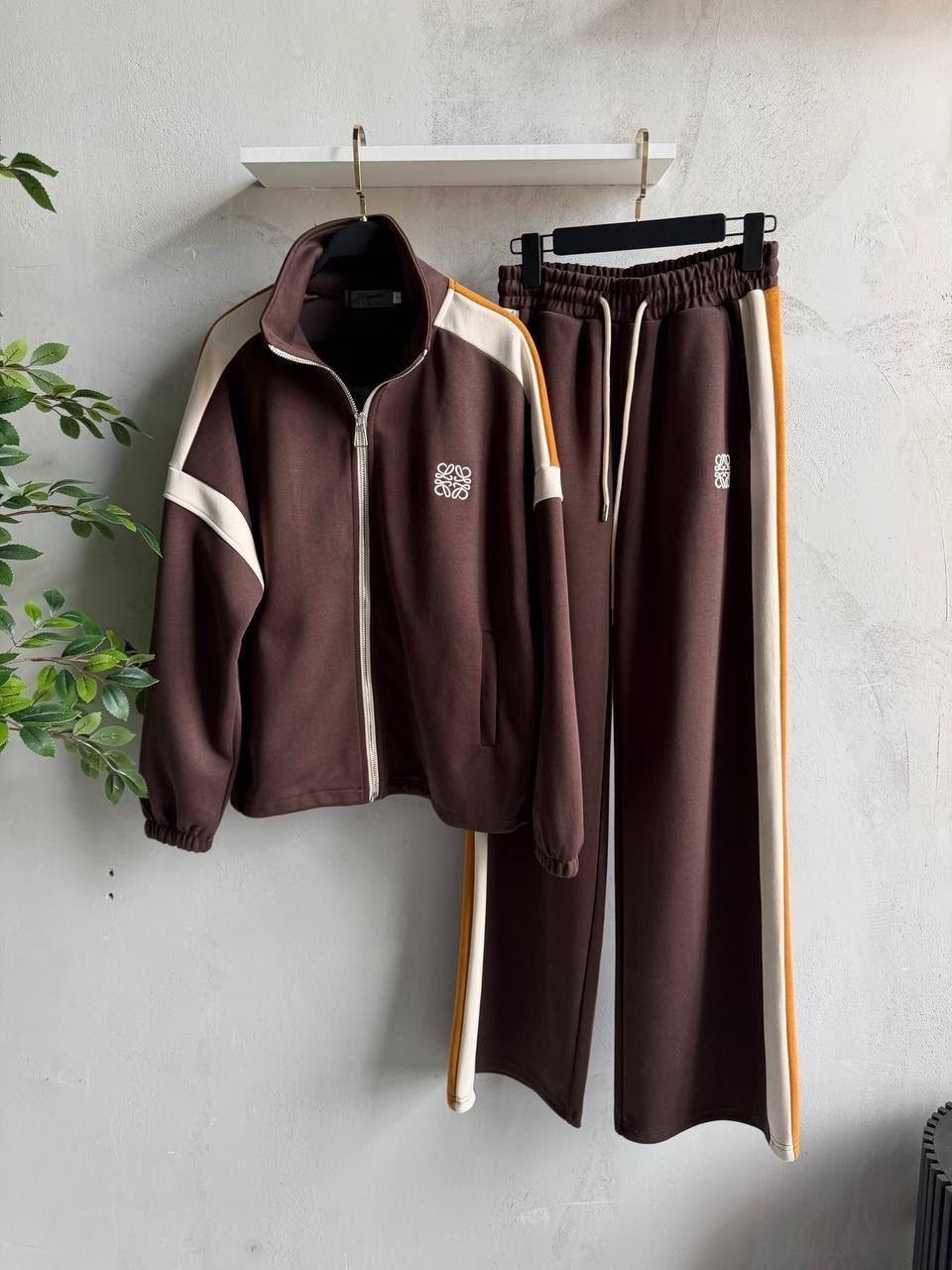 женские спортивные костюмы,костюм стильный,спортивный костюм,костюм спорт,стильный спортивный костюм