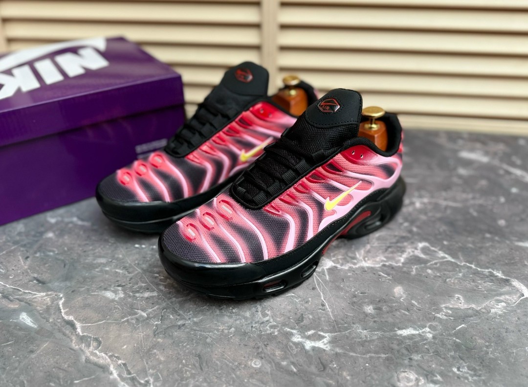 кроссовки мужские,supreme x nike air max plus tn,nike air max tn plus supreme,кроссовки,кроссовки nike air max plus tn