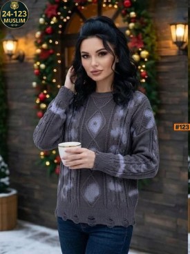 Свитер