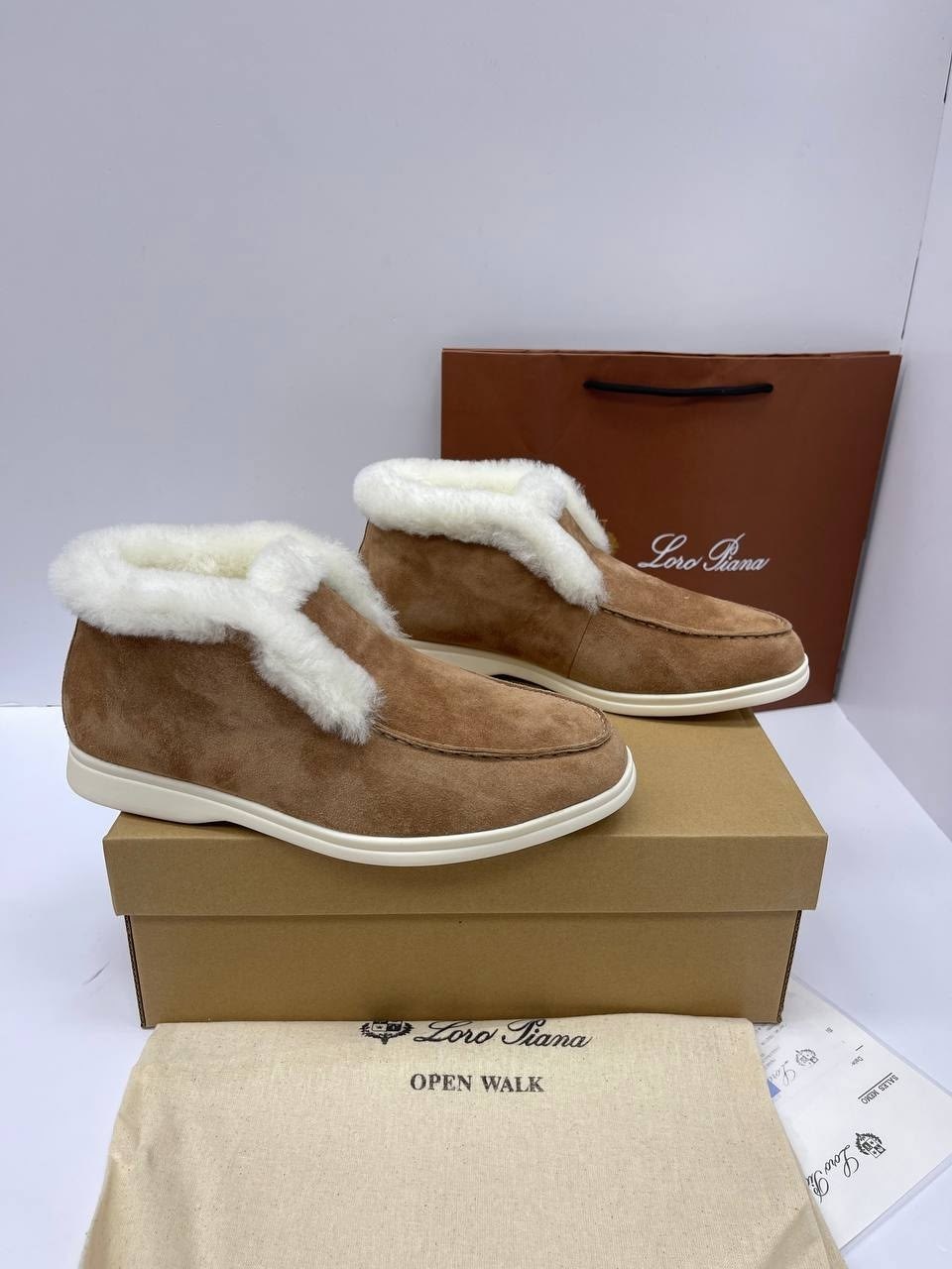 женские ботинки loro piana open walk с мехом,ботинки лоро пиано,зимние замшевые ботинки loro piana open walk бежевые с мехом,зимние ботинки loro piana open walk с мехом,зимние замшевые лоферы loro pia