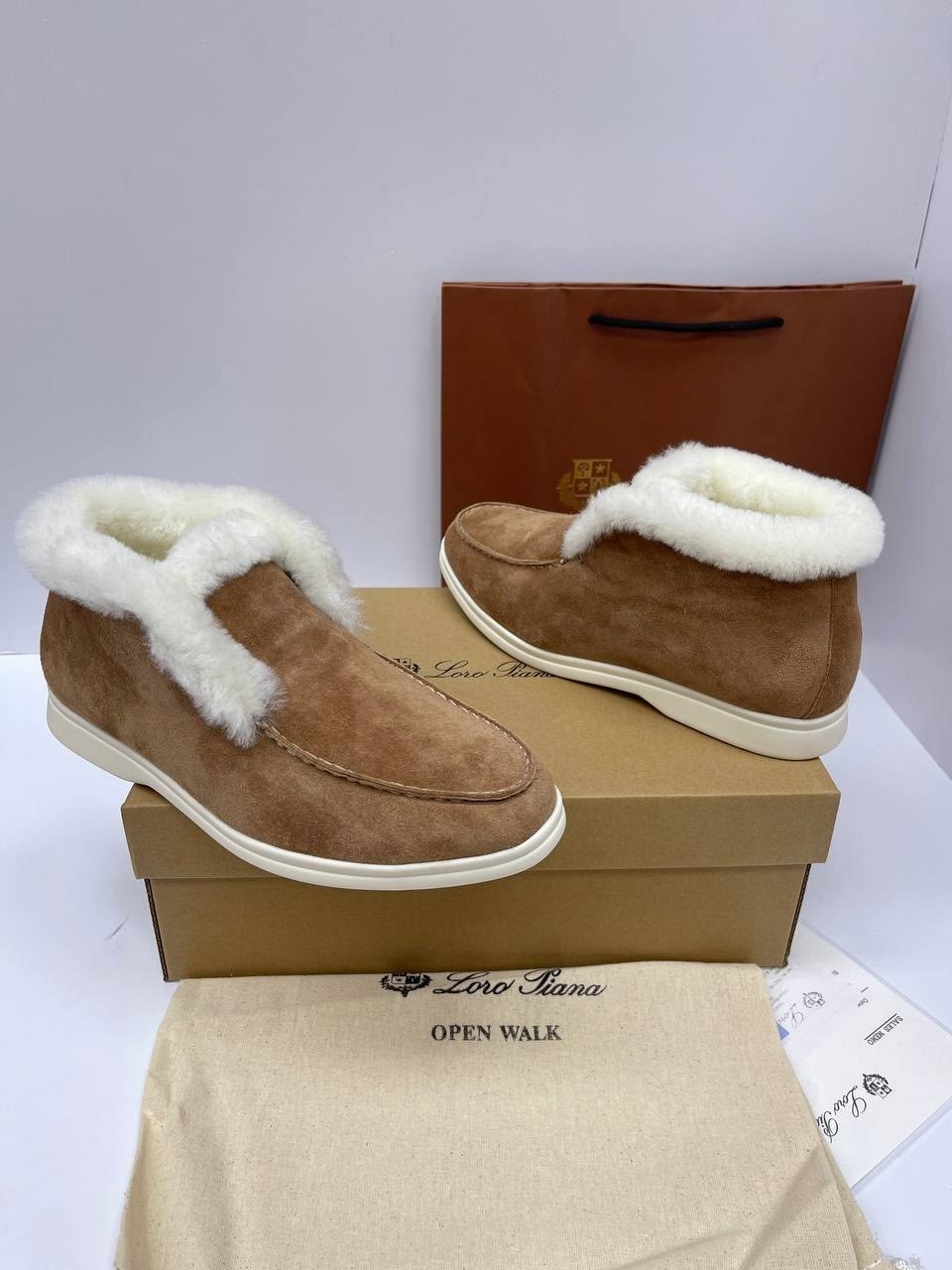 женские ботинки loro piana open walk с мехом,ботинки лоро пиано,зимние замшевые ботинки loro piana open walk бежевые с мехом,зимние ботинки loro piana open walk с мехом,зимние замшевые лоферы loro pia
